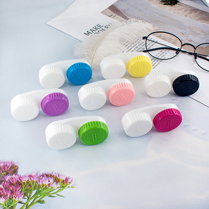 Étui pour <span class=keywords><strong>lentilles</strong></span> de <span class=keywords><strong>contact</strong></span> en plastique avec verrou de sécurité - Empêche l'ouverture accidentelle et offre un rangement sécurisé - Product Image 2
