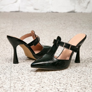 Sandales à talons aiguilles sexy pour femme, de luxe, de créateur, à bout pointu, à bride arrière, texturées, à enfiler, avec boucle, en cuir microfibre respirant, à talon épais - Product Image 1
