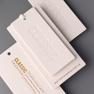 Etiqueta colgante <span class=keywords><strong>de</strong></span> plástico reciclado 400 Gsm cartón blanco <span class=keywords><strong>ropa</strong></span> etiqueta colgante impresora logotipo personalizado zapatos mochila etiqueta colgante - Product Image 5