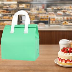 Mochila Térmica Aislada Mailerpak Personalizable con Panel Solar, Impermeable, Ecológica, con Diseño de Estampado Animal para Entrega de Alimentos - Product Image 1