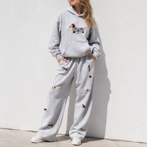Completo da donna personalizzato taglie forti, 2 pezzi: <span class=keywords><strong>Felpa</strong></span> con <span class=keywords><strong>cappuccio</strong></span> in cotone ricamata con Bassotto e pantaloni della tuta a gamba larga, set streetwear - Product Image 1