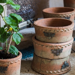 กระถางดอกไม้ทรงรีสีแดงแบบใหม่  ดอกไม้ประดิษฐ์  สไตล์เรโทรอเมริกัน  สไตล์ยุโรป  สไตล์ชนบท  ขนาดใหญ่  สำหรับตกแต่งสวน - Product Image 2