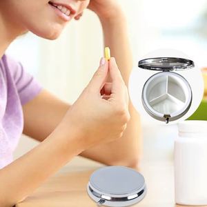 กล่องเก็บยาเม็ดโลหะทรงกลม กล่องยาพกพา 3 ช่องสำหรับจัดระเบียบยา - Product Image 2