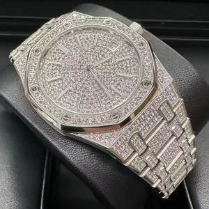 Montre de luxe en argent 925 sertie de moissanite taille glace, clarté VVS-VVS1, qualité bijou, testée au diamant, 100% montre de luxe - Product Image 3