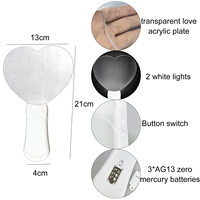 Bâtons lumineux LED en forme de cœur de 9 pouces en gros, baguettes lumineuses en acrylique personnalisées pour concerts et événements, fournitures de fête, cadeaux promotionnels