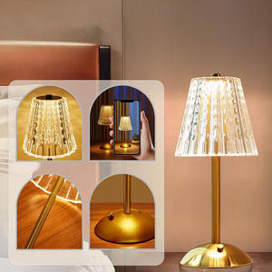 Decoración romántica para dormitorio, luz nocturna LED cuadrada con forma <span class=keywords><strong>de</strong></span> amor, proyección <span class=keywords><strong>de</strong></span> cabecera, carga, Control táctil, regulable, ambiente blanco cálido - Product Image 1