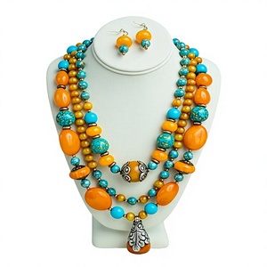 Collier bohème en résine de jade avec chaîne plaquée or et accents en pierre naturelle, bijoux de mode unisexe, cadeau de fête pour femme - Product Image 4