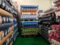 Tissu Crêpe 100% Polyester 58/60 Pouces 210GSM Respirant Tissé Uni Solide Textile de Maison Poids Moyen OEM