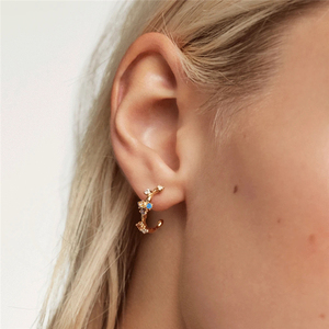 Pendientes de Moda con Circonitas Cúbicas Coloridas en Forma de Arcoíris, Chapados en Oro de 18K, Micro Pavé, para Mujer - Product Image 3