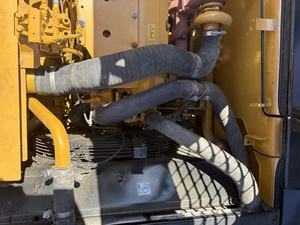 Excavatrice sur chenilles hydraulique CAT320d2 de 20 tonnes d'occasion en bon état, modèle 2024, origine Japon, garantie 1 an - Product Image 6