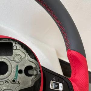 Volant en fibre de carbone de haute qualité adapté aux Volkswagen Polo gti Scirocco GTS GTE GLI R-Line <span class=keywords><strong>Golf</strong></span> 6 Mk4 Mk5 Mk7 <span class=keywords><strong>GTD</strong></span> CC - Product Image 6