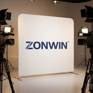 Stand Espositivo Portatile in Tessuto Tensionato Personalizzato per Fiere, Display ad Arco con Struttura a Tubi e Tende per Esposizioni - Product Image 1