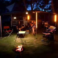 Kit de lampe de camping LED extérieure en aluminium noir avec couvercle laiteux, orange/blanc, emballage personnalisable, utilisation paysagère, IP67, RoHS, CE