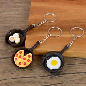 Colgante <span class=keywords><strong>de</strong></span> llavero <span class=keywords><strong>de</strong></span> resina con diseño <span class=keywords><strong>de</strong></span> huevo frito simulado en sartén, juguete divertido <span class=keywords><strong>de</strong></span> comida simulada, pequeño adorno para mochila <span class=keywords><strong>de</strong></span> estudiante, para manualidades. - Product Image 2