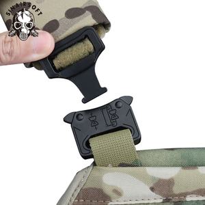 เสื้อเกราะกันกระสุน Tactical FCPC V5 แบบถอดเร็ว พร้อมช่องใส่แม็กกาซีนด้านหน้าและซิปด้านหลัง - Product Image 6