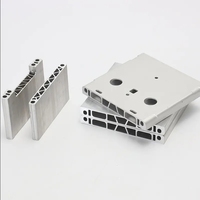 Profilés d'extrusion en aluminium de haute qualité, plaque d'extrémité de batterie en aluminium pour véhicules à énergie nouvelle, cellule de batterie en aluminium extrudé CNC