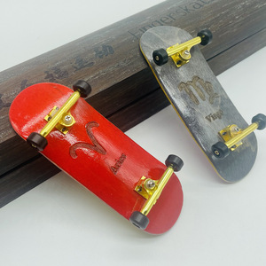 Skateboard professionnel rectangulaire Twelve Constellations, plateau en bois d'érable de 32 mm, double <span class=keywords><strong>kick</strong></span>, axe unique, large - Product Image 3