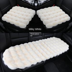 غطاء مقعد سيارة سميك من الفرو الصناعي الناعم للحيوانات الأليفة للمقاعد الأمامية والخلفية مع قاعدة مانعة للانزلاق وإغلاق بسحاب وحزام - Product Image 3