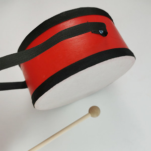 กลองมือเด็ก สีแดง ทำจากไม้ แบบสองด้าน เครื่องดนตรีประเภทตี สำหรับเด็กอายุ 4-6 ปี พกพาสะดวก - Product Image 1