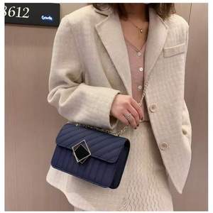 Cartera de lujo para mujer, bolso bandolera con cadena personalizada, bolso de mano moderno para mujer - Product Image 3