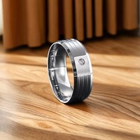 18K Vergoldeter Edelstahlring 8mm Gravierter Streifen Abgeschrägte Kante Zirkon Hochwertiger Modeschmuck Großhandel für Herren