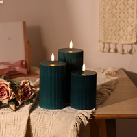 Ensemble de 4 bougies LED à flamme vacillante 3D en cire de paraffine à piles, décoratives pour la maison, vertes, en forme de pilier, de la marque Matti