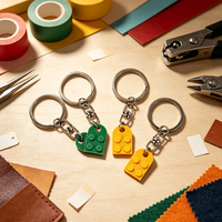 Porte-clés en blocs de construction colorés et élégants, en plastique, plusieurs couleurs disponibles, accessoire de sac pour cadeau de fête