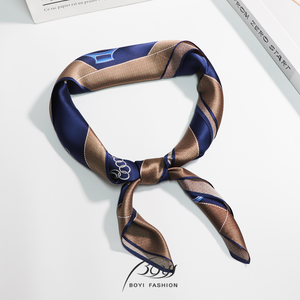 Bufanda de seda satinada cuadrada impresa personalizada de alta calidad Diseño floral digital para la Moda de Primavera Patrón sólido con etiqueta de diseñador - Product Image 5