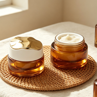 Pot cosmétique en verre ambré de luxe 30/50g à paroi épaisse, avec couvercle doré liquide à motif vague irrégulière, pour crème visage et crème contour des yeux
