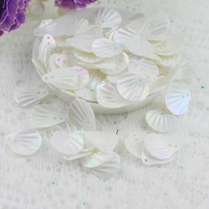 2-trou mat plaqué couleur PVC Sequin lâche en vrac Diy Handmade Christmas Wedding Dress Costume Decorative Sewing Shell Sequin - Product Image 5