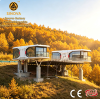 Capsule spatiale habitable préfabriquée, mini-maison de luxe, pod de glamping, hôtel-resort, entièrement décorée, moderne, modulaire, pour l'extérieur