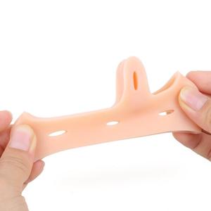 Semelles intérieures de sport en silicone confortables avec correcteur d'<span class=keywords><strong>hallux</strong></span> <span class=keywords><strong>valgus</strong></span>, séparateurs d'orteils en gel, supports de voûte plantaire et protection pour <span class=keywords><strong>chaussures</strong></span> contre le <span class=keywords><strong>hallux</strong></span> <span class=keywords><strong>valgus</strong></span> - Product Image 6