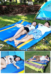 Tapis <span class=keywords><strong>de</strong></span> <span class=keywords><strong>pique</strong></span>-nique imperméable HKD avec <span class=keywords><strong>dessus</strong></span> en polaire doux et poignée <span class=keywords><strong>de</strong></span> transport pour une assise extérieure confortable et chaude partout - Product Image 5