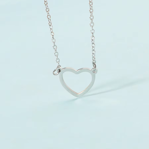 Minimalista moda corazón encanto collar joyería venta al por mayor impermeable Acero inoxidable oro hueco corazón colgante collar para regalo - Product Image 3