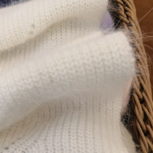 Il campione libero ultra lunga pelliccia di visone <span class=keywords><strong>lana</strong></span> angora miscela <span class=keywords><strong>filato</strong></span> cardato di filatura macchina per tessere di lavoro a maglia visone <span class=keywords><strong>filato</strong></span> - Product Image 3