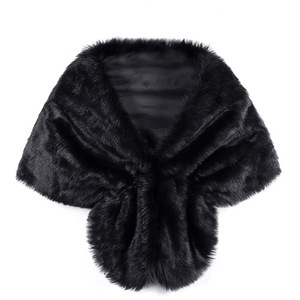 Châle de mariée pour <span class=keywords><strong>femme</strong></span>, cape de mariage, châle long élégant en fausse <span class=keywords><strong>fourrure</strong></span> chaude et moelleuse pour l'hiver, étole, écharpe, boléro pour soirée et décoration - Product Image 5