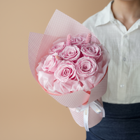 7 Tangkai Buket Mawar Pink Awet Buatan Tangan, Bunga Abadi untuk Hadiah Hari Valentine, Ulang Tahun Pacar, Wisuda