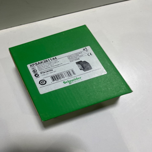 Nouveau module de prévention PLC XPSAK361144 pour arrêt <span class=keywords><strong>d</strong></span>'<span class=keywords><strong>urgence</strong></span> 110 V CA 24 V, contrôleur de programmation PLC - Product Image 1