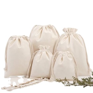 Bolsas de tela de algodón desechables al por mayor con cordón para zapatos, con serigrafía, bolsa guardapolvo de tela - Product Image 1