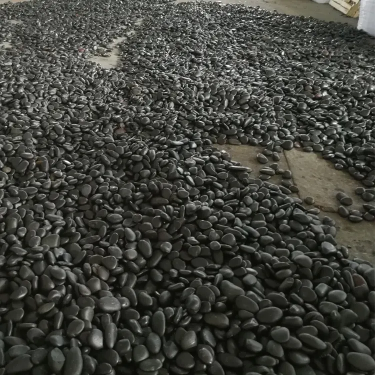 Piedras Negras pulidas para paisajismo, guijarros de piedra de Río para jardín, venta al por mayor, China