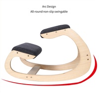 Une chaise de genou Ergo berçante et une chaise de bureau en bois conçues pour l'étude du bureau à domicile et le soutien de la chaise de posture