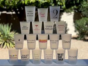 Vasos de Plástico con Iniciales, Tema ROMANCE, para Recuerdos de Boda, Regalos para Despedidas de Soltera y Regalos de Inauguración de Casa - Product Image 2