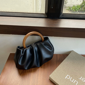 Mini sac à bandoulière plissé avec poignée en bois pour femmes, couleur unie, boucle magnétique, poche zippée, été 2021 - Product Image 3