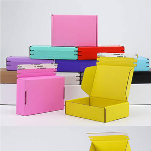 صندوق شحن من الورق المقوى الأبيض بشعار مخصص مع شريط سحاب صناديق ورقية ممتازة - Product Image 3