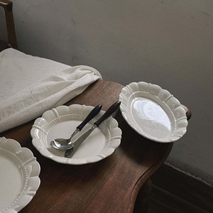 Plato de Cena Romántico con Diseño de Pétalos Blancos, Cerámica, Apto para Microondas y Lavavajillas, Ecológico, para Bodas, Restaurantes y Pastelería - Product Image 6