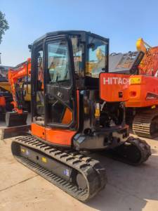 Excavatrice Hitachi Zx55usr d'occasion de fabrication japonaise, de bonne qualité, Hitachi Zx55usr d'occasion sur chenilles - Product Image 2
