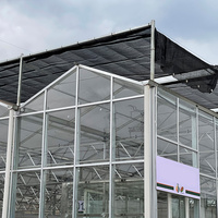 Systèmes hydroponiques d'agriculture intelligente, grande serre tunnel commerciale à double couche en PE avec contrôle automatique, à vendre