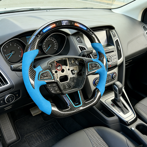 Volant personnalisé en cuir et fibre de carbone CCExcellent pour Focus <span class=keywords><strong>MK3</strong></span>/<span class=keywords><strong>MK3</strong></span> <span class=keywords><strong>RS</strong></span>/<span class=keywords><strong>MK3</strong></span> ST/SE - Design LED sportif, ajustement parfait - Product Image 2