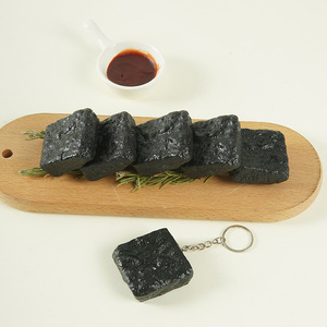 Modèle de tofu puant simulé en PVC, accessoire de tofu puant pour stand de marché nocturne, jouet alimentaire réaliste, porte-clés, pendentif - Product Image 2