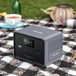 Station d'alimentation portable compacte et légère 100W 96Wh LiFePO4 avec entrée solaire à charge rapide 100W pour l'extérieur - Product Image 3
